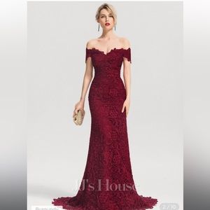 JJs House Bridesmaids dress Trumpet/Mermaid Off the Shoulder Size 12